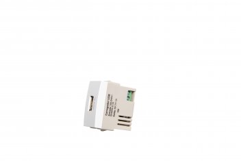16064 CLEAN BRANCO TOM CARREGA USB 1A.jpg